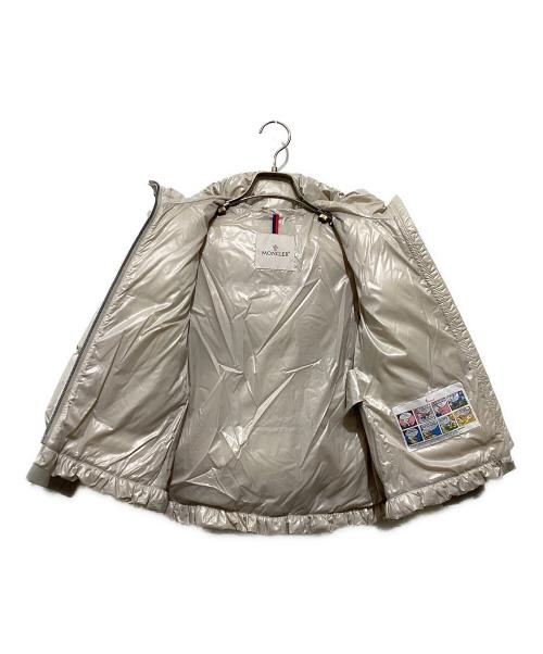 MONCLER（モンクレール）MONCLER (モンクレール) Ksenyaダウンジャケット ベージュ サイズ:130CMの古着・服飾アイテム