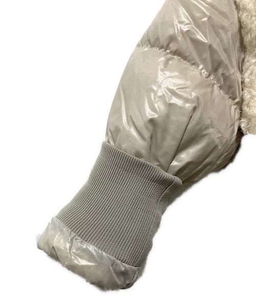 MONCLER（モンクレール）MONCLER (モンクレール) Ksenyaダウンジャケット ベージュ サイズ:130CMの古着・服飾アイテム