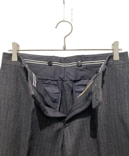 azabu tailor（アザブテーラー）azabu tailor (アザブテーラー) 3Pセットアップスーツ グレー サイズ:46の古着・服飾アイテム