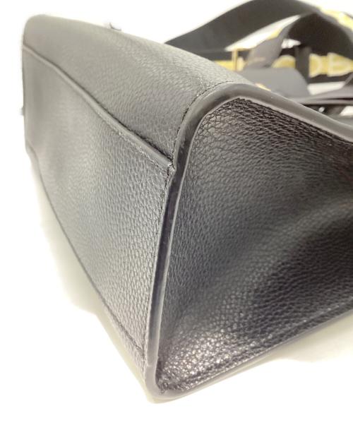 MARC JACOBS（マークジェイコブズ）MARC JACOBS (マークジェイコブズ) ショルダーバッグ ブラックの古着・服飾アイテム