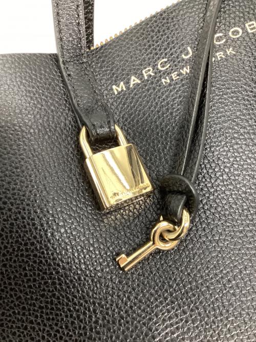 MARC JACOBS（マークジェイコブズ）MARC JACOBS (マークジェイコブズ) ショルダーバッグ ブラックの古着・服飾アイテム