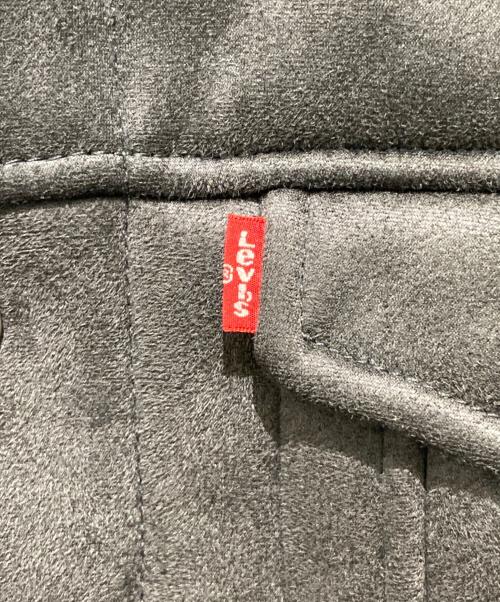 LEVI'S（リーバイス）LEVI'S (リーバイス) SHERPA FAUX SHEARLING TRUCKER JACKET / ジャケット ブラック サイズ:Mの古着・服飾アイテム