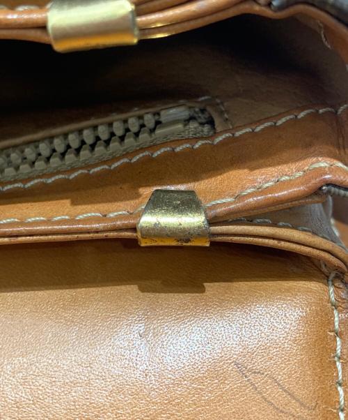 CELINE（セリーヌ）CELINE (セリーヌ) ショルダーバッグ ブラウンの古着・服飾アイテム