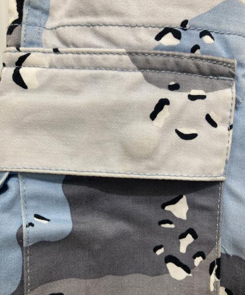 SUPREME（シュプリーム）Supreme (シュプリーム) 20ssカーゴパンツブルーカモ グレー×ブルー サイズ:32の古着・服飾アイテム