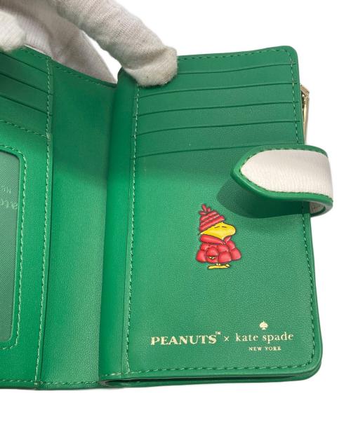 Kate Spade（ケイトスペード）Kate Spade (ケイトスペード) PEANUTS (ピーナッツ) 26ssコラボウォレット ホワイト×グリーンの古着・服飾アイテム