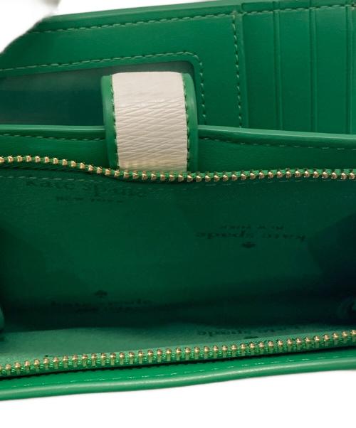 Kate Spade（ケイトスペード）Kate Spade (ケイトスペード) PEANUTS (ピーナッツ) 26ssコラボウォレット ホワイト×グリーンの古着・服飾アイテム