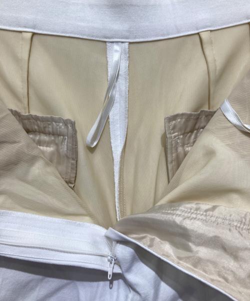 icB（アイシービー）icB (アイシービー) シェルタリングドライオックス ワイドパンツ アイボリー サイズ:42の古着・服飾アイテム