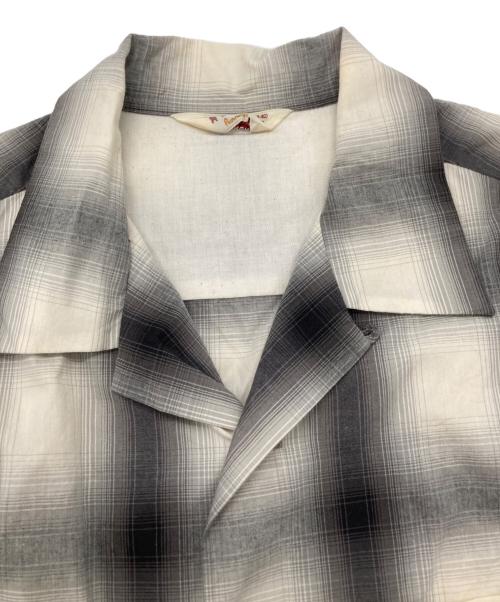 TOWN CRAFT（タウンクラフト）TOWN CRAFT (タウンクラフト) オンブレ半袖シャツ グレー サイズ:Mの古着・服飾アイテム