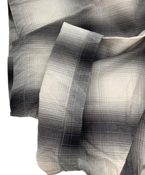 TOWN CRAFT（タウンクラフト）TOWN CRAFT (タウンクラフト) オンブレ半袖シャツ グレー サイズ:Mの古着・服飾アイテム