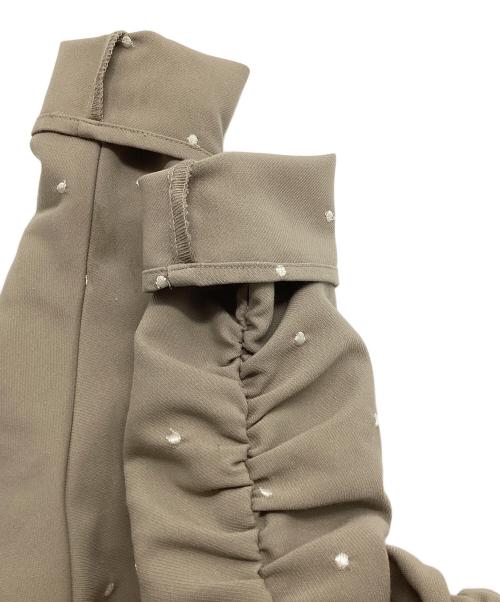 darich（ダーリッチ）darich (ダーリッチ) スクエアネックギャザーミニワンピース ベージュ サイズ:FREEの古着・服飾アイテム