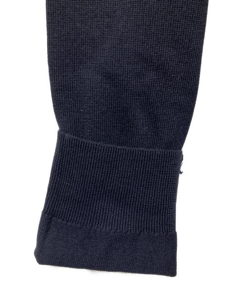 FRED PERRY（フレッドペリー）FRED PERRY (フレッドペリー) ロゴ刺繍Vネックニット ネイビー サイズ:XLの古着・服飾アイテム