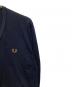 中古・古着 FRED PERRY (フレッドペリー) ロゴ刺繍Vネックニット ネイビー サイズ:XL：12000円