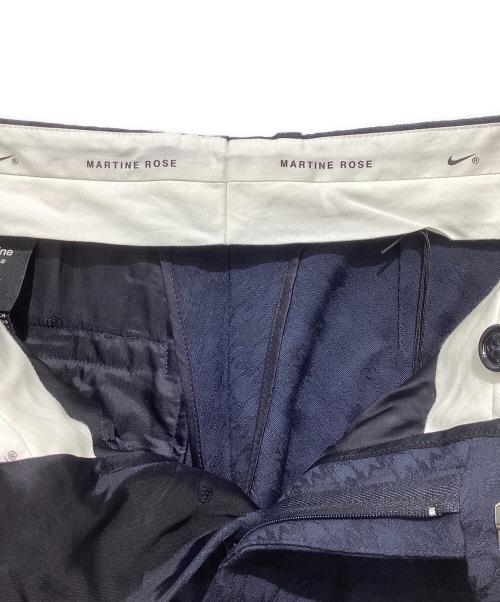 NIKE（ナイキ）NIKE (ナイキ) Martine rose (マーティン・ローズ) コラボストレッチトラウザー ネイビー サイズ:4 未使用品の古着・服飾アイテム