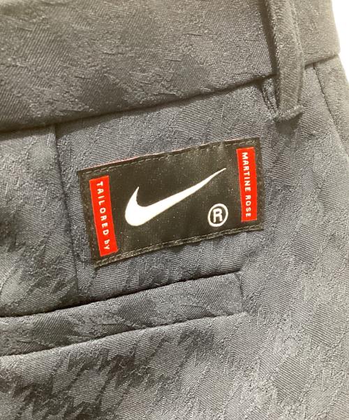 NIKE（ナイキ）NIKE (ナイキ) Martine rose (マーティン・ローズ) コラボストレッチトラウザー ネイビー サイズ:4 未使用品の古着・服飾アイテム