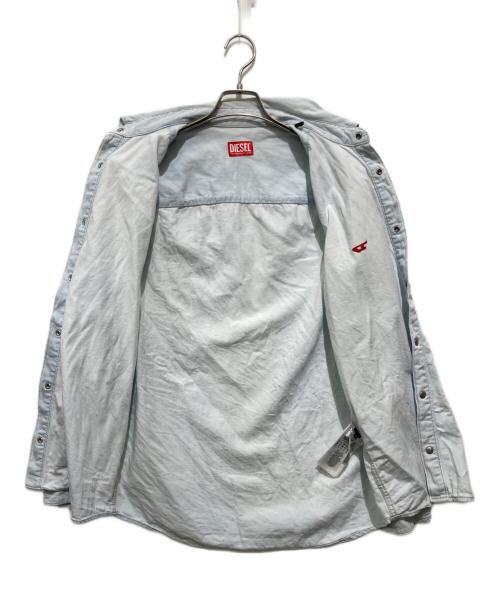 DIESEL（ディーゼル）DIESEL (ディーゼル) Dロゴ刺繍デニムシャツ-D-SIMPLY インディゴ サイズ:Ｓの古着・服飾アイテム