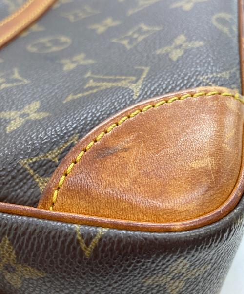 LOUIS VUITTON（ルイ ヴィトン）LOUIS VUITTON (ルイ ヴィトン) ショルダーバッグ ブラウンの古着・服飾アイテム