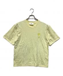 AMI PARIS（アミ パリス）の古着「ハートロゴ刺繍Tシャツ」｜イエロー