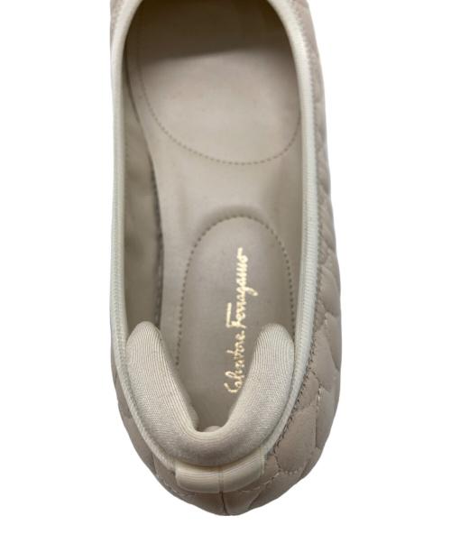 Salvatore Ferragamo（サルヴァトーレ フェラガモ）Salvatore Ferragamo (サルヴァトーレ フェラガモ) バレエシューズ ピンク サイズ:5の古着・服飾アイテム