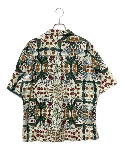 CABAN（キャバン）CABAN (キャバン) グリーンシャワー総柄シャツ ベージュ サイズ:Ｍの古着・服飾アイテム