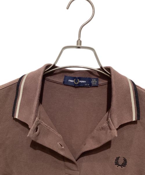 FRED PERRY（フレッドペリー）FRED PERRY (フレッドペリー) ロゴ刺繍ポロシャツ ブラウン サイズ:UK10の古着・服飾アイテム