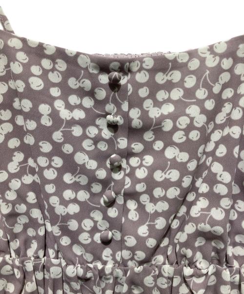 HER LIP TO（ハーリップトゥ）Her lip to (ハーリップトゥ) チェリーパターンストラップトップ ピンク サイズ:Ｓの古着・服飾アイテム