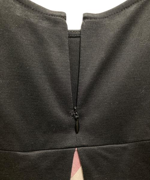 BLUE LABEL CRESTBRIDGE（ブルーレーベルクレストブリッジ）BLUE LABEL CRESTBRIDGE (ブルーレーベルクレストブリッジ) 半袖ワンピース ブラック サイズ:Mの古着・服飾アイテム