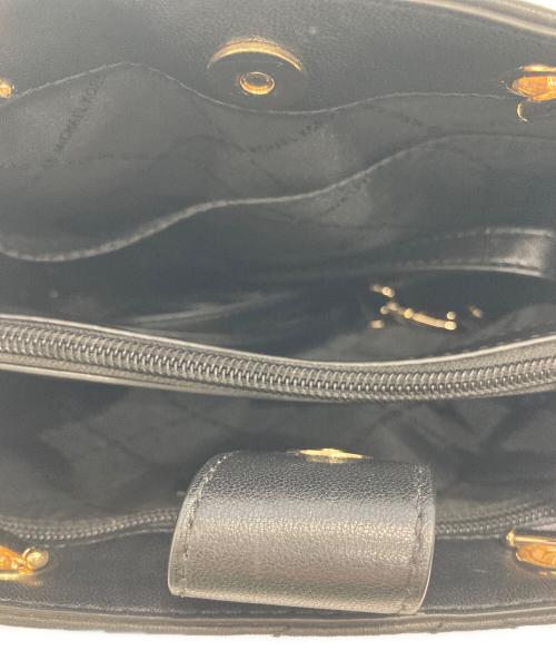 MICHAEL KORS（マイケル・コース）MICHAEL KORS (マイケル・コース) キルティングチェーン2Wayバッグ ブラックの古着・服飾アイテム