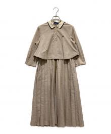 FRED PERRY×CAROLINA GLASER（フレッドペリー×カロリナ グレイサー）の古着「プリーツ切替ワンピース」｜ベージュ