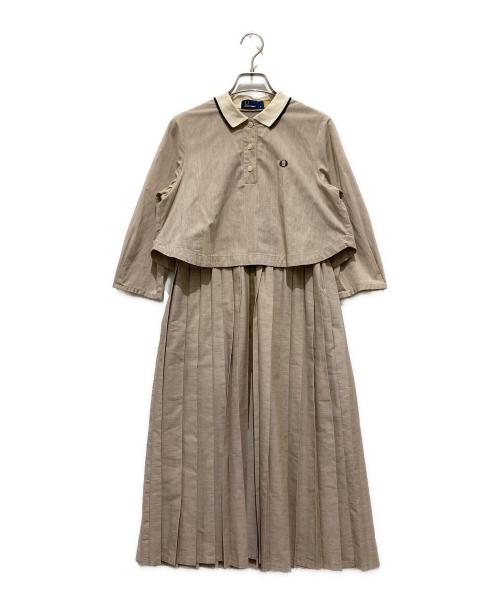 FRED PERRY（フレッドペリー）FRED PERRY (フレッドペリー) CAROLINA GLASER (カロリナ グレイサー) プリーツ切替ワンピース ベージュ サイズ:10の古着・服飾アイテム
