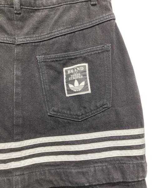 adidas（アディダス）adidas (アディダス) アディブレイク デニム 2-In-1 スカート ブラック サイズ:28の古着・服飾アイテム