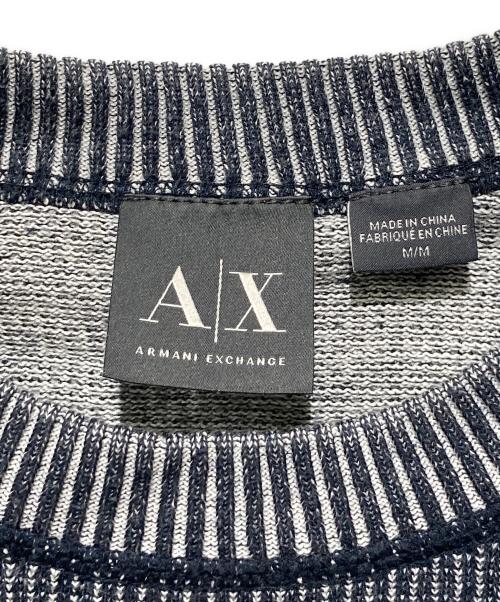 ARMANI EXCHANGE（アルマーニ エクスチェンジ）ARMANI EXCHANGE (アルマーニ エクスチェンジ) ロゴデザインクルーネックニット ネイビー サイズ:Mの古着・服飾アイテム