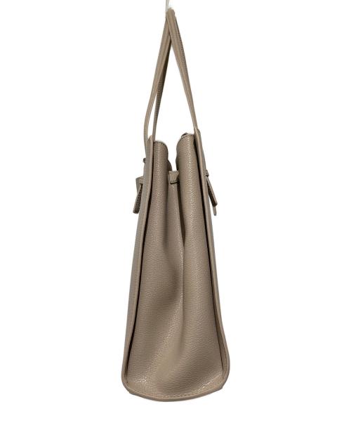CHARLES & KEITH（チャールズアンドキース）CHARLES & KEITH (チャールズアンドキース) サンサ クラシックダブルハンドル トートバッグ トープ サイズ:OneSizeの古着・服飾アイテム