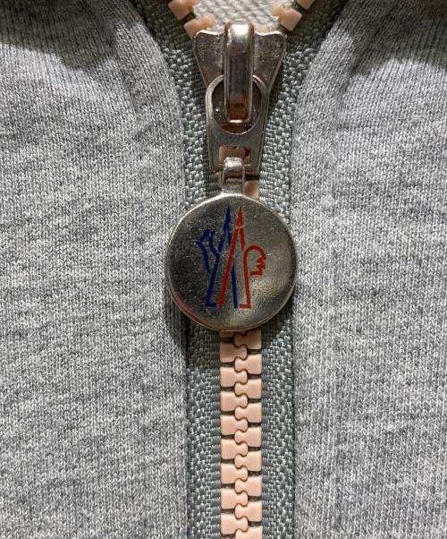 MONCLER（モンクレール）MONCLER (モンクレール) マグリア トリコロール フルジップ パーカー グレー サイズ:Ｓの古着・服飾アイテム