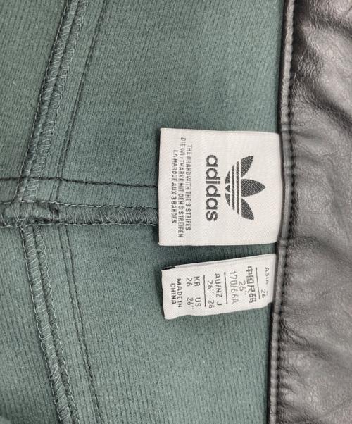 adidas（アディダス）adidas (アディダス) Adilenium シーズン 3 ビンテージ フェイクレザーパンツ ブラック サイズ:26 未使用品の古着・服飾アイテム