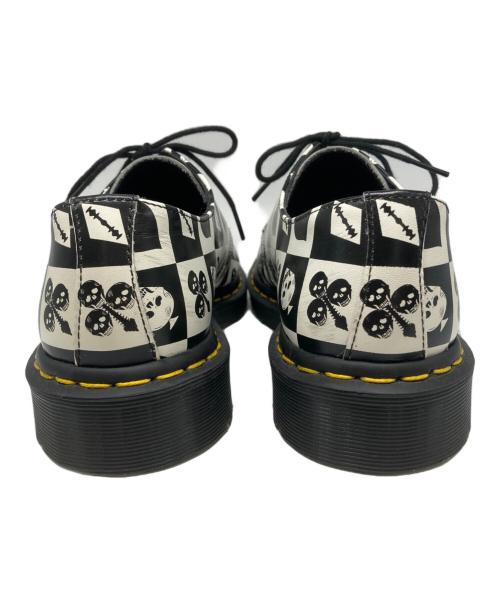 Dr.Martens（ドクターマーチン）Dr.Martens (ドクターマーチン) ドレスシューズ ホワイト×ブラック サイズ:UK7の古着・服飾アイテム