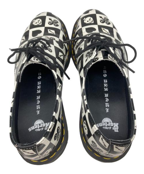 Dr.Martens（ドクターマーチン）Dr.Martens (ドクターマーチン) ドレスシューズ ホワイト×ブラック サイズ:UK7の古着・服飾アイテム