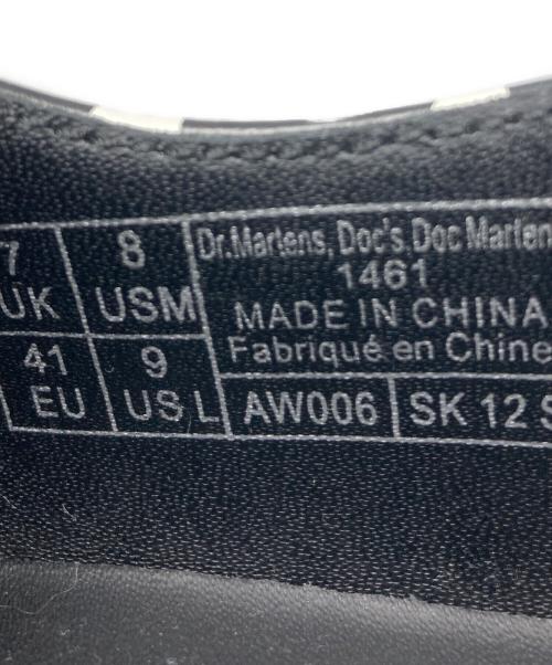 Dr.Martens（ドクターマーチン）Dr.Martens (ドクターマーチン) ドレスシューズ ホワイト×ブラック サイズ:UK7の古着・服飾アイテム