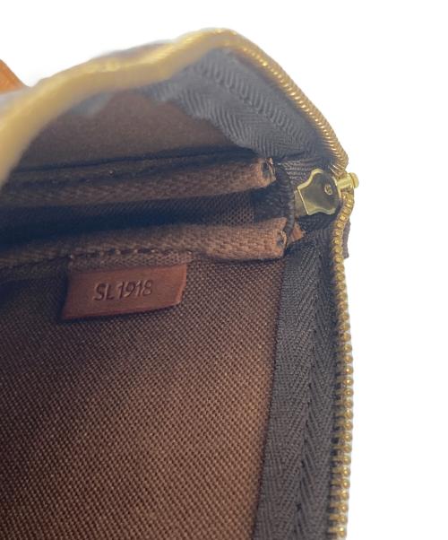 LOUIS VUITTON（ルイ ヴィトン）LOUIS VUITTON (ルイ ヴィトン) ハンドポーチ  / ポシェット・アクセソワール ブラウンの古着・服飾アイテム