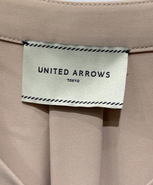 UNITED ARROWS TOKYO（ユナイテッドアローズトウキョウ）UNITED ARROWS TOKYO (ユナイテッドアローズトウキョウ) メタルボタン フレンチスリーブ ブラウス ベージュ サイズ:OneSizeの古着・服飾アイテム