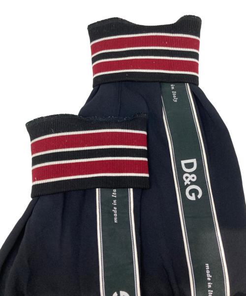DOLCE & GABBANA（ドルチェ＆ガッバーナ）DOLCE & GABBANA (ドルチェ＆ガッバーナ) サイドテープロゴトラックパンツ ブラック サイズ:50の古着・服飾アイテム