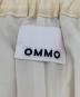 中古・古着 OMMO (オーエムエムオー) ドレープタックパンツ ベージュ サイズ:36：15000円
