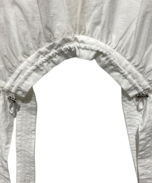 UN3D.（アンスリード）UN3D. (アンスリード) ROUND PARTS SHEER SHORT SH / ラウンドパーツシアーショートシャツ ホワイト サイズ:FREEの古着・服飾アイテム