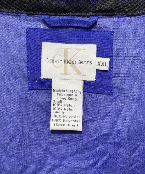 Calvin Klein Jeans（カルバンクラインジーンズ）Calvin Klein Jeans (カルバンクラインジーンズ) アノラックパーカー ブルー サイズ:XXLの古着・服飾アイテム