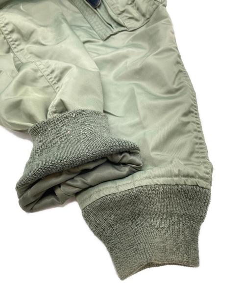 AVIREX（アヴィレックス）AVIREX (アヴィレックス) フライトジャケット カーキ サイズ:Mの古着・服飾アイテム