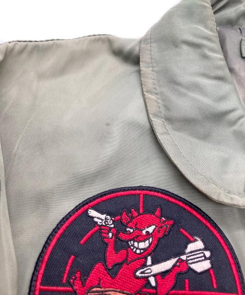 AVIREX（アヴィレックス）AVIREX (アヴィレックス) フライトジャケット カーキ サイズ:Mの古着・服飾アイテム