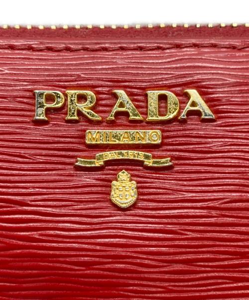 PRADA（プラダ）PRADA (プラダ) ラウンドファスナー財布 レッドの古着・服飾アイテム