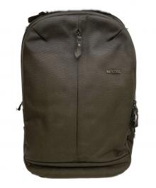 Incase（インケース）の古着「Tracks Backpack 18L」｜ブラック