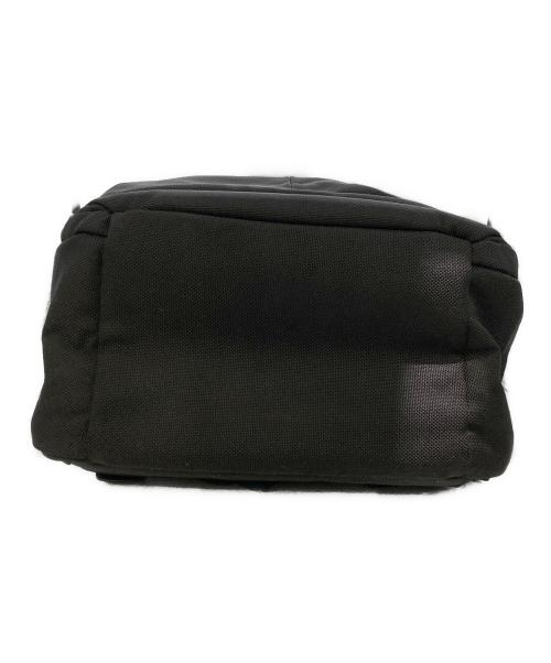 Incase（インケース）Incase (インケース) Tracks Backpack 18L ブラックの古着・服飾アイテム