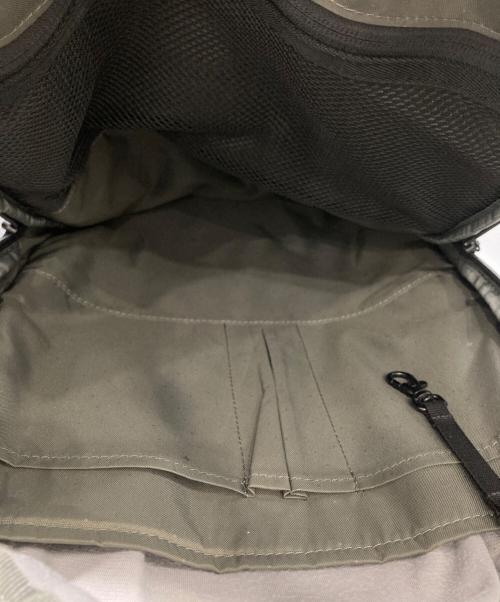 Incase（インケース）Incase (インケース) Tracks Backpack 18L ブラックの古着・服飾アイテム