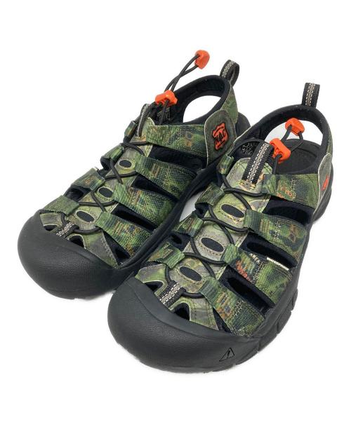 KEEN（キーン）KEEN (キーン) NEWPORT RETRO グリーン サイズ:27cmの古着・服飾アイテム